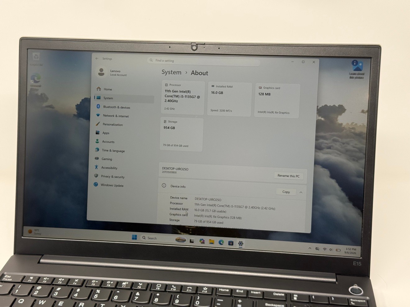 Lenovo ThinkPad E15 Gen 2 - i5, 16GB RAM, 1TB SSD