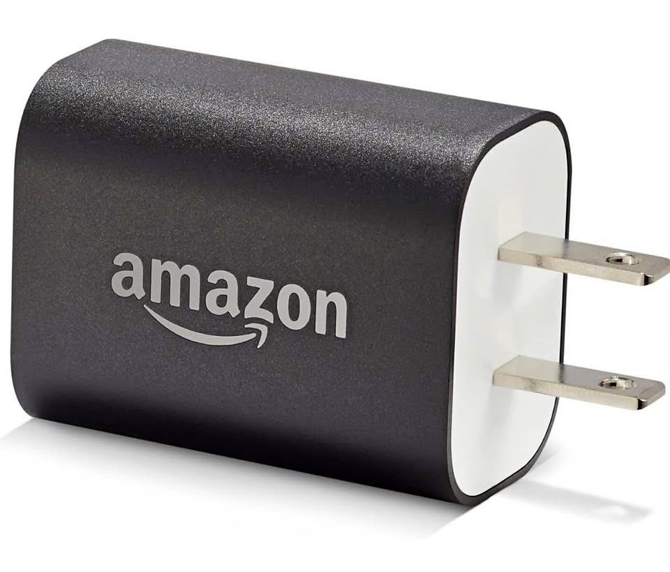 Amazon 9W USB Power Adapter with Cable – New