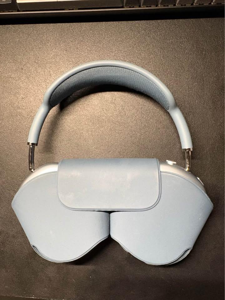 AirPods Max Gen 1 USB c - photo 4
