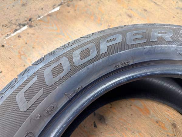 PAIR of 275/50/20 Cooper Discoverer SRX LE MO with 70% tread - photo 5