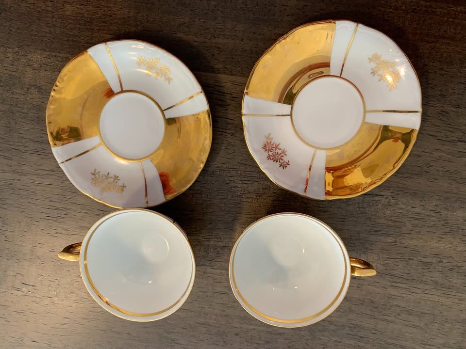 Vintage East Germany Porcelain Tea Cups and Saucers - photo 5