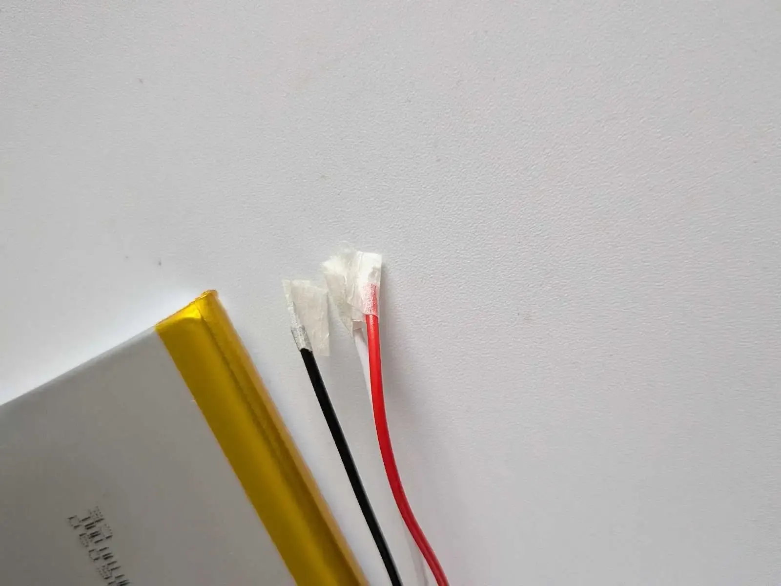 3.7V 4000mAh Lithium Polymer Battery - photo 3