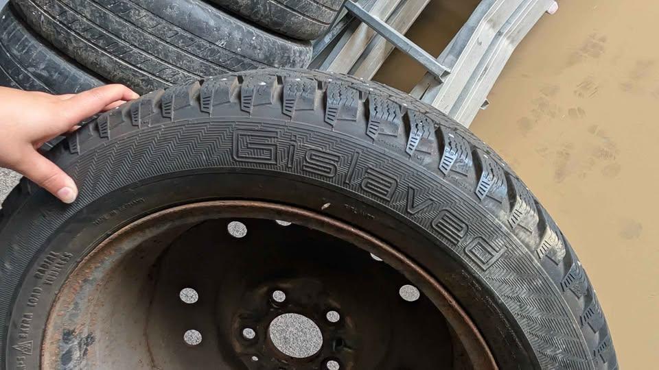 Gislaved Nord Frost 200 Winter Tires 205/55 R16 - photo 4