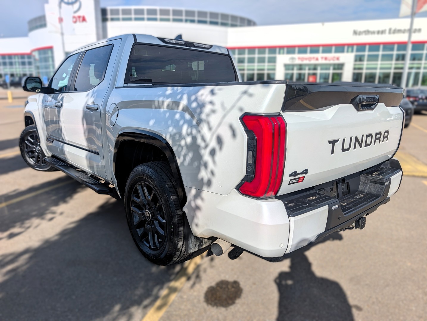2024 Toyota Tundra - photo 4