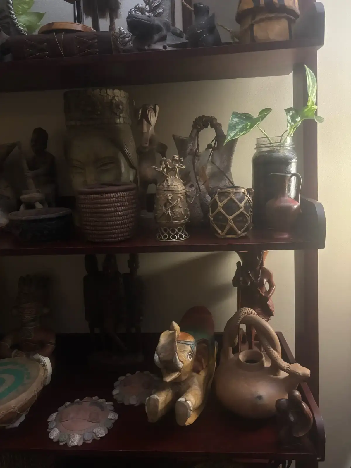 Collectibles Lot — Cultural Handcrafted Pieces, Tribal - photo 4