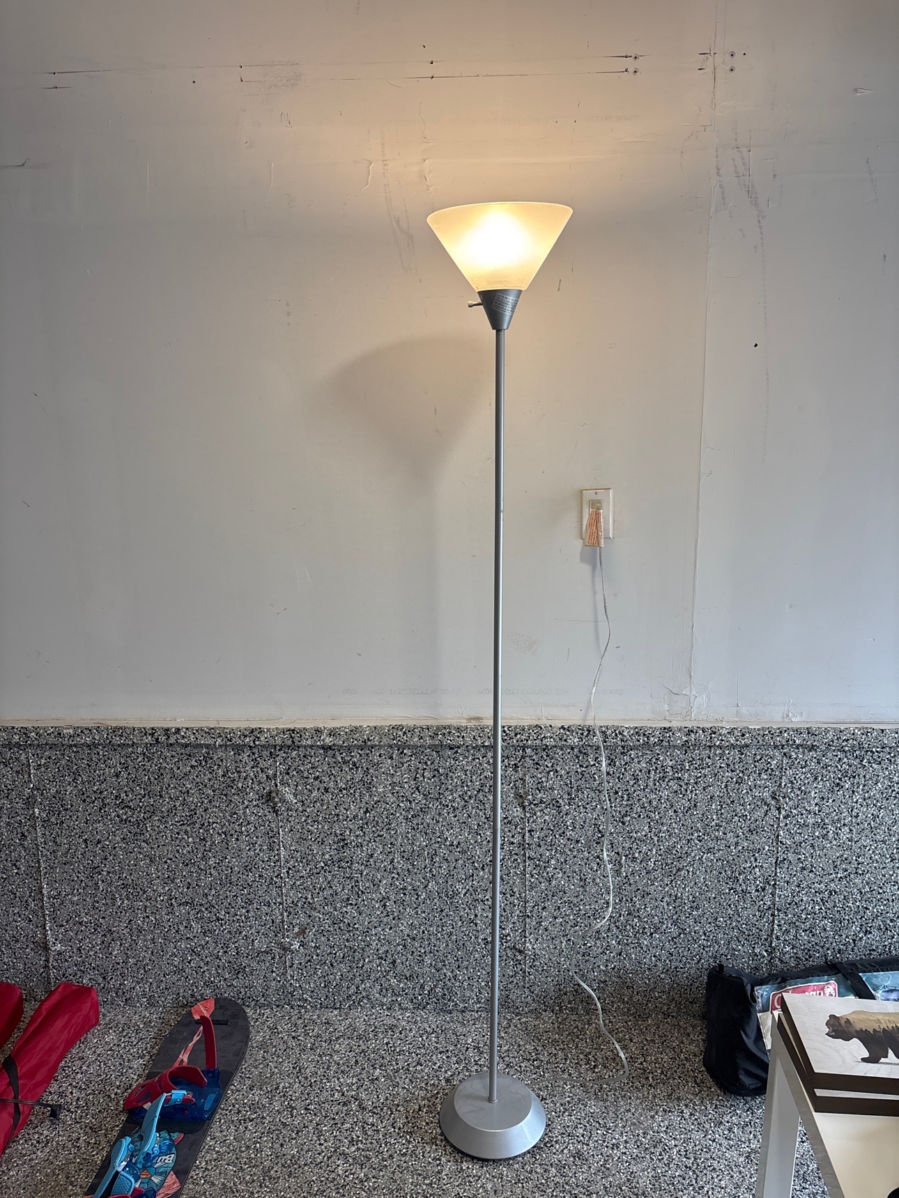 Torchiere Floor Lamp - Silver Uplighter, Working