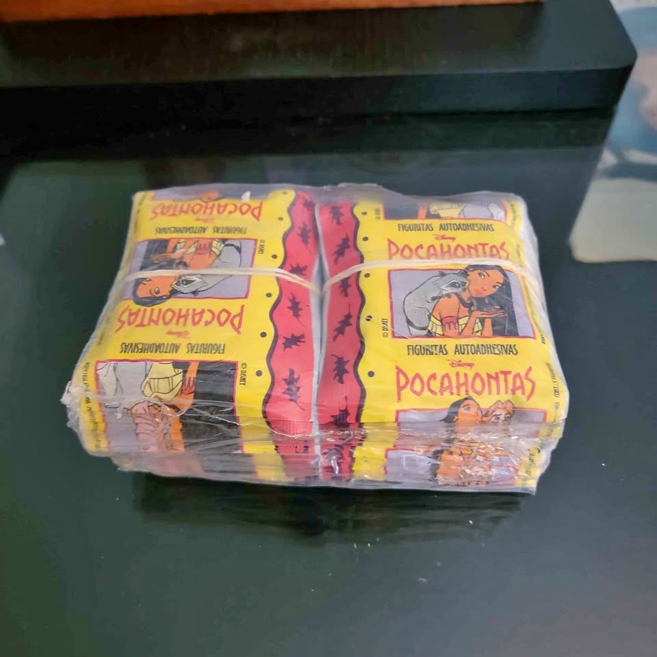vintage 100 packs 1995 Disney Pocahontas album sticker packs