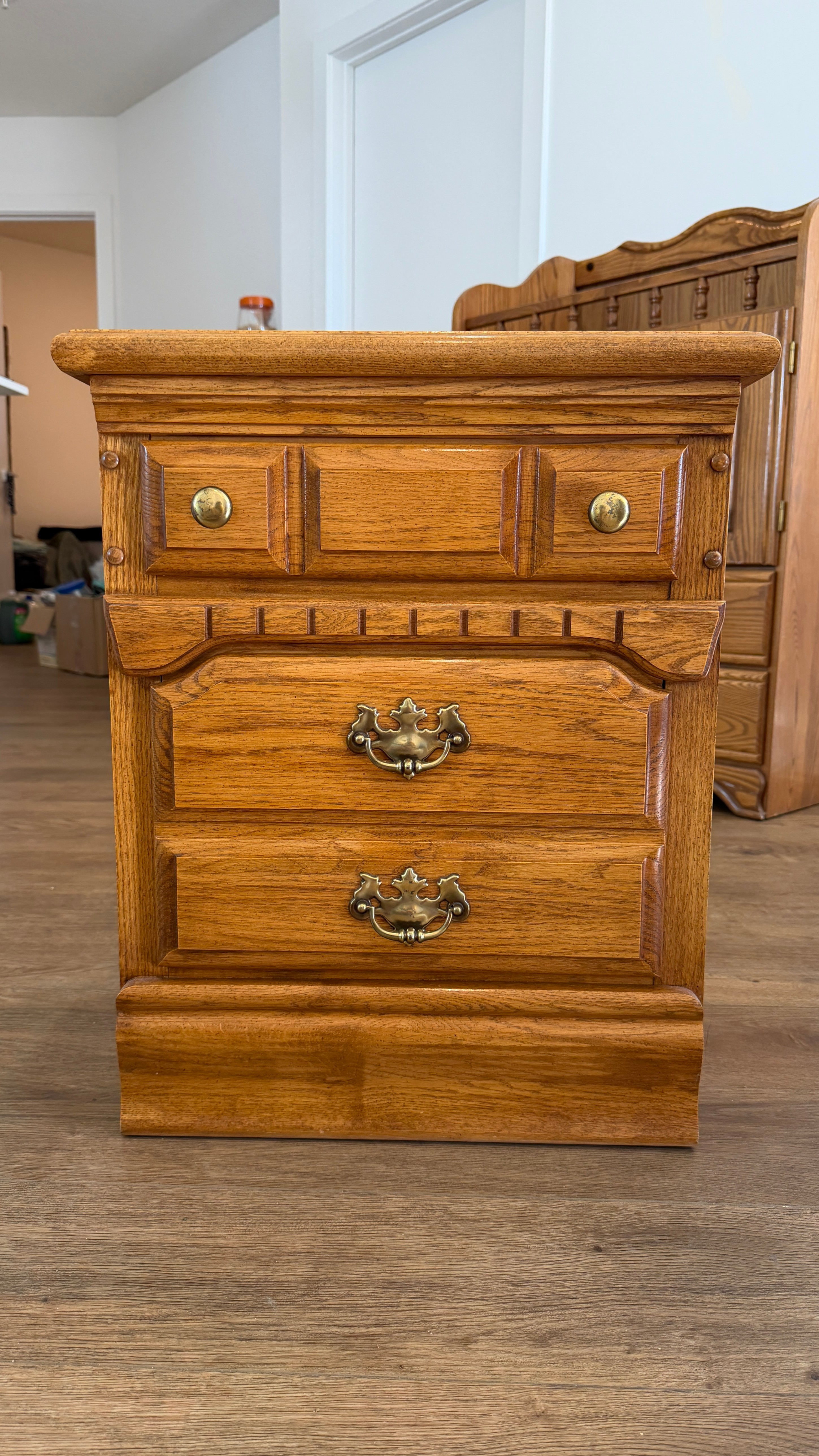Nightstand / Bedside Table / End Table