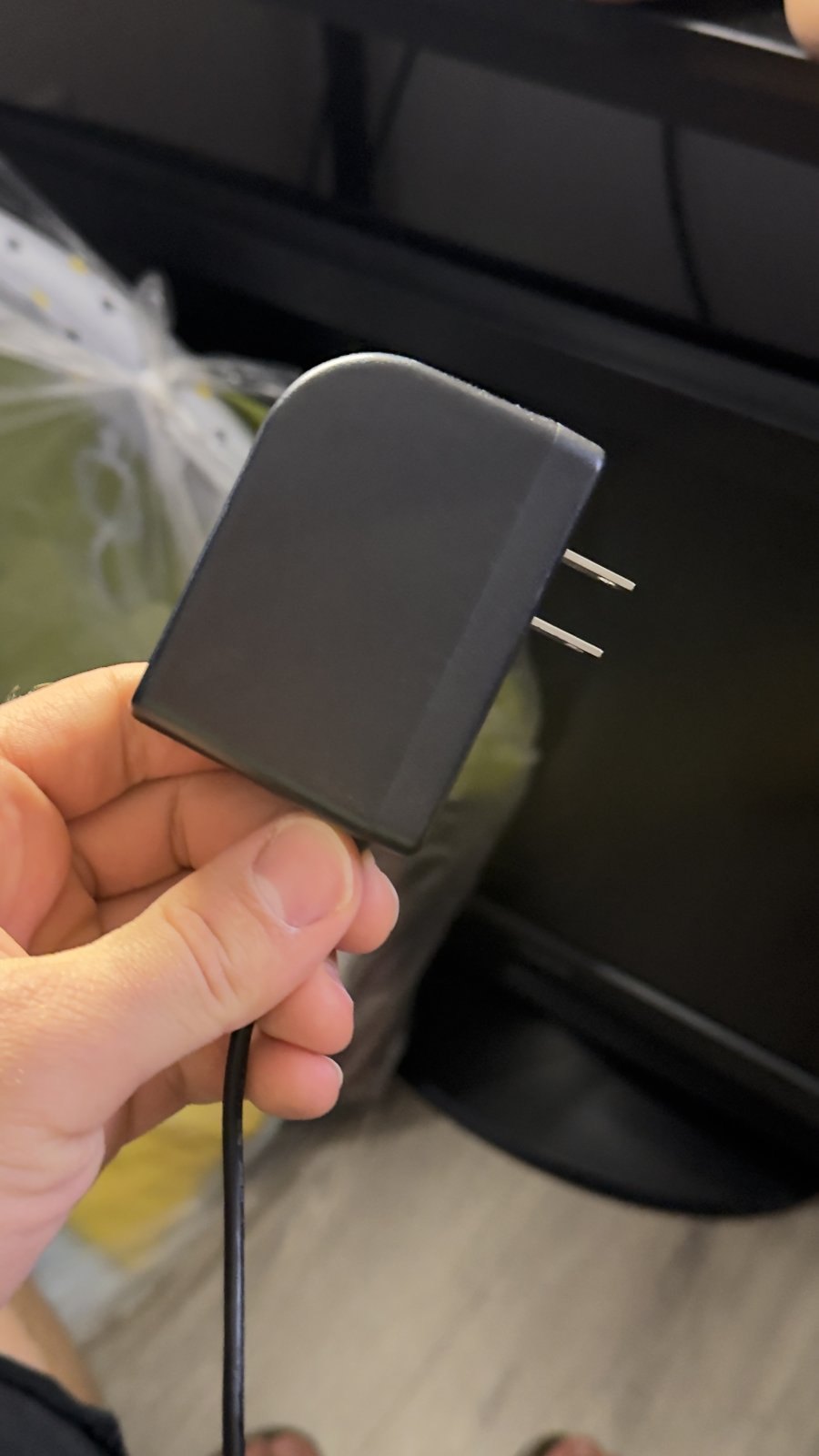 12V 2A AC Power Adapter NTPD-CP2000 – Barrel Plug, Yellow Tip - photo 4