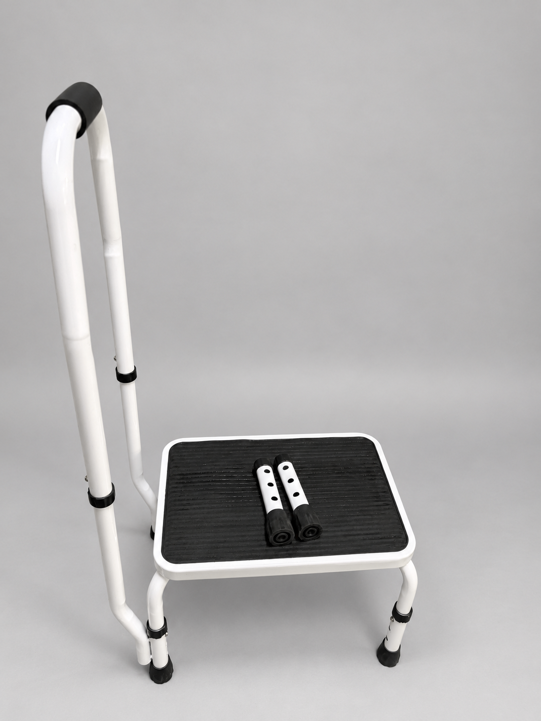 Step Stool with Removable Handrail