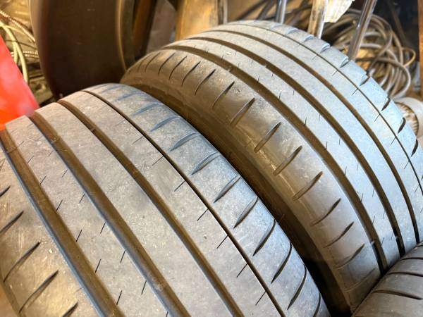 SET of 225/40/18 92Y XL Michelin Pilot sport 4S with 60% tread - photo 4