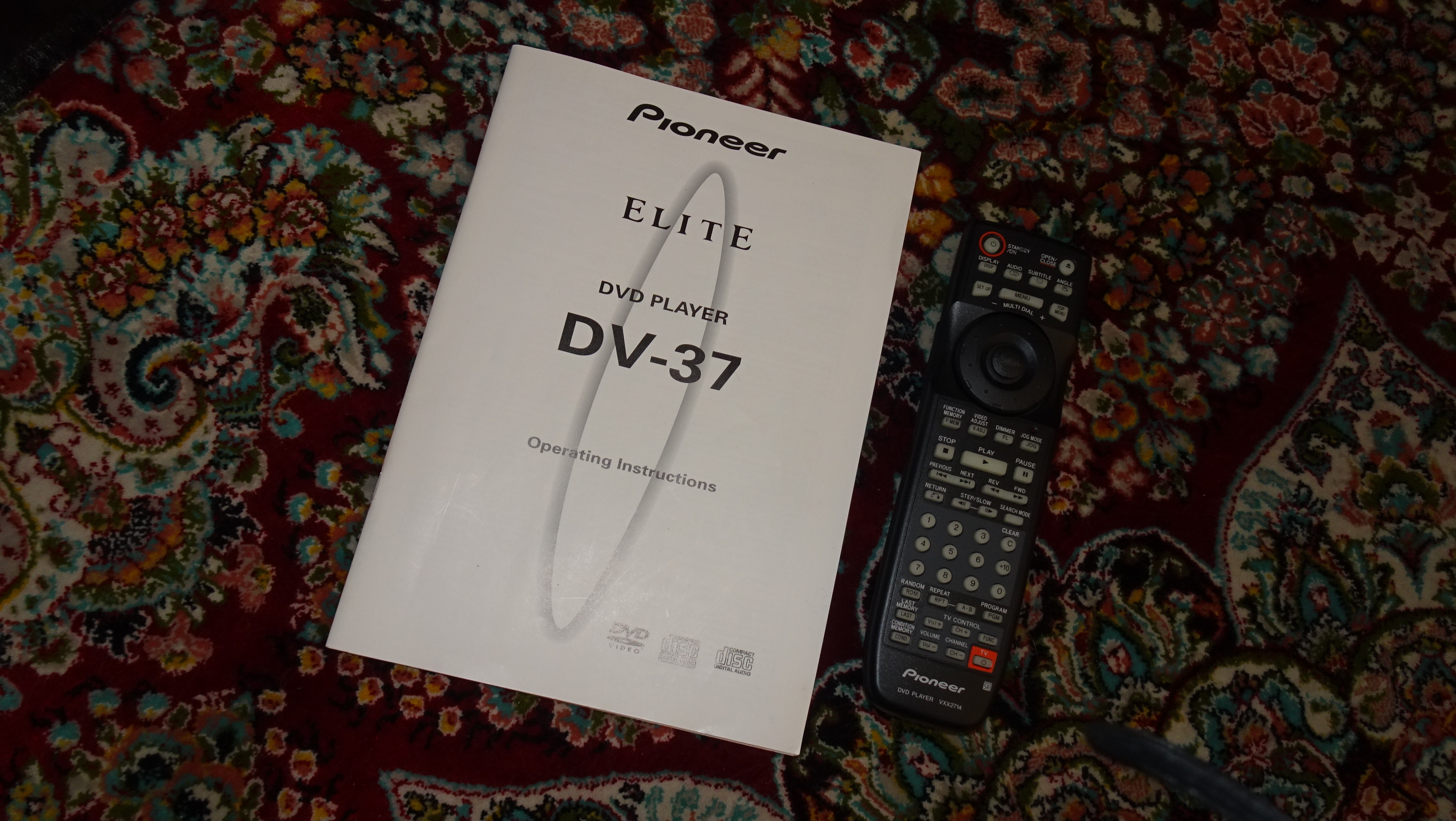 Pioneer Elite DV 37 DVD/CD Player - photo 5