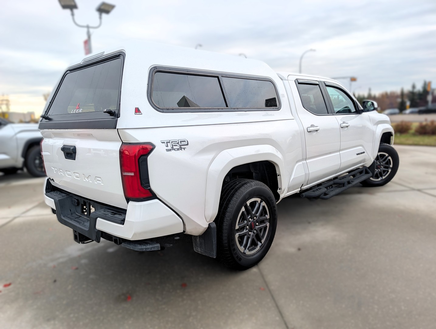 2025 Toyota Tacoma TRD Sport - photo 4