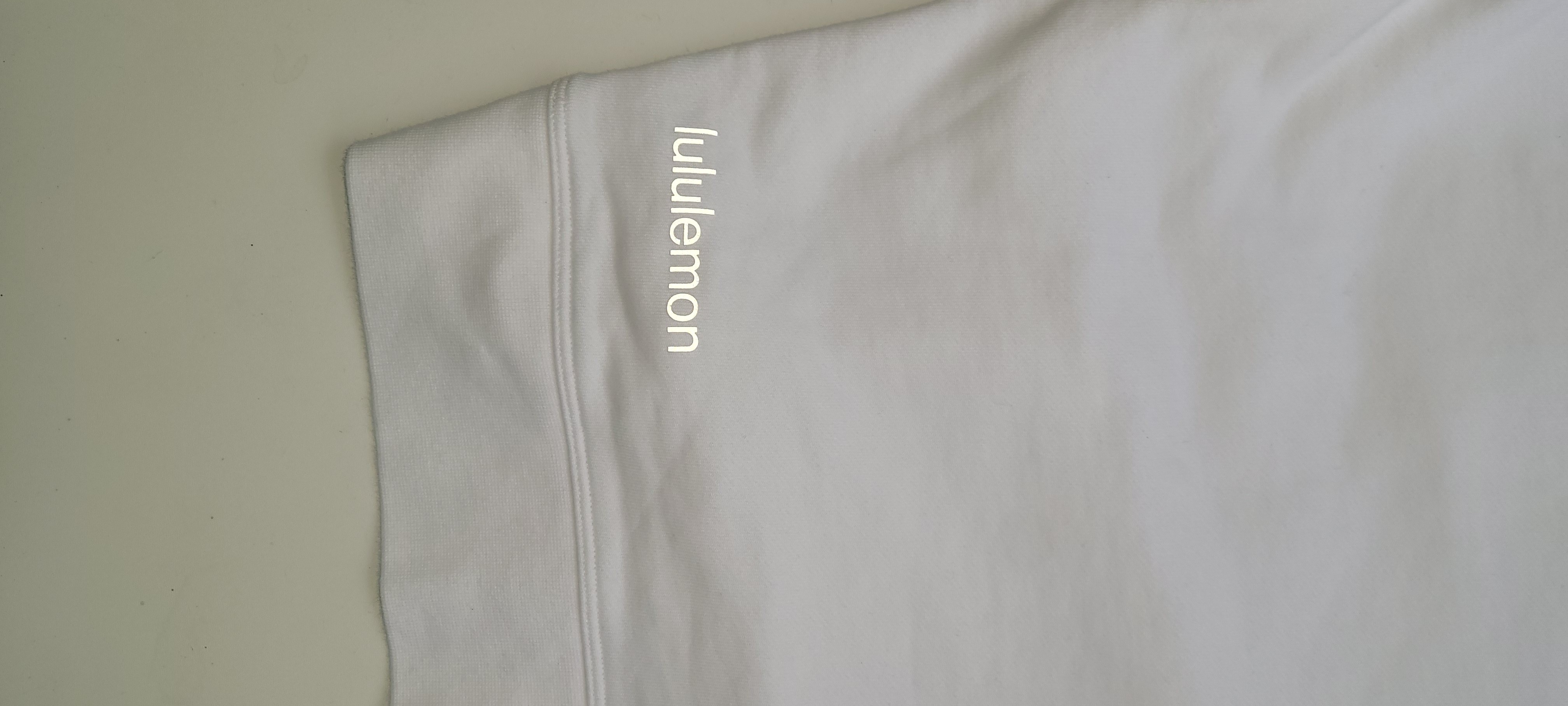 Lululemon White Crewneck Sweatshirt – Size M
