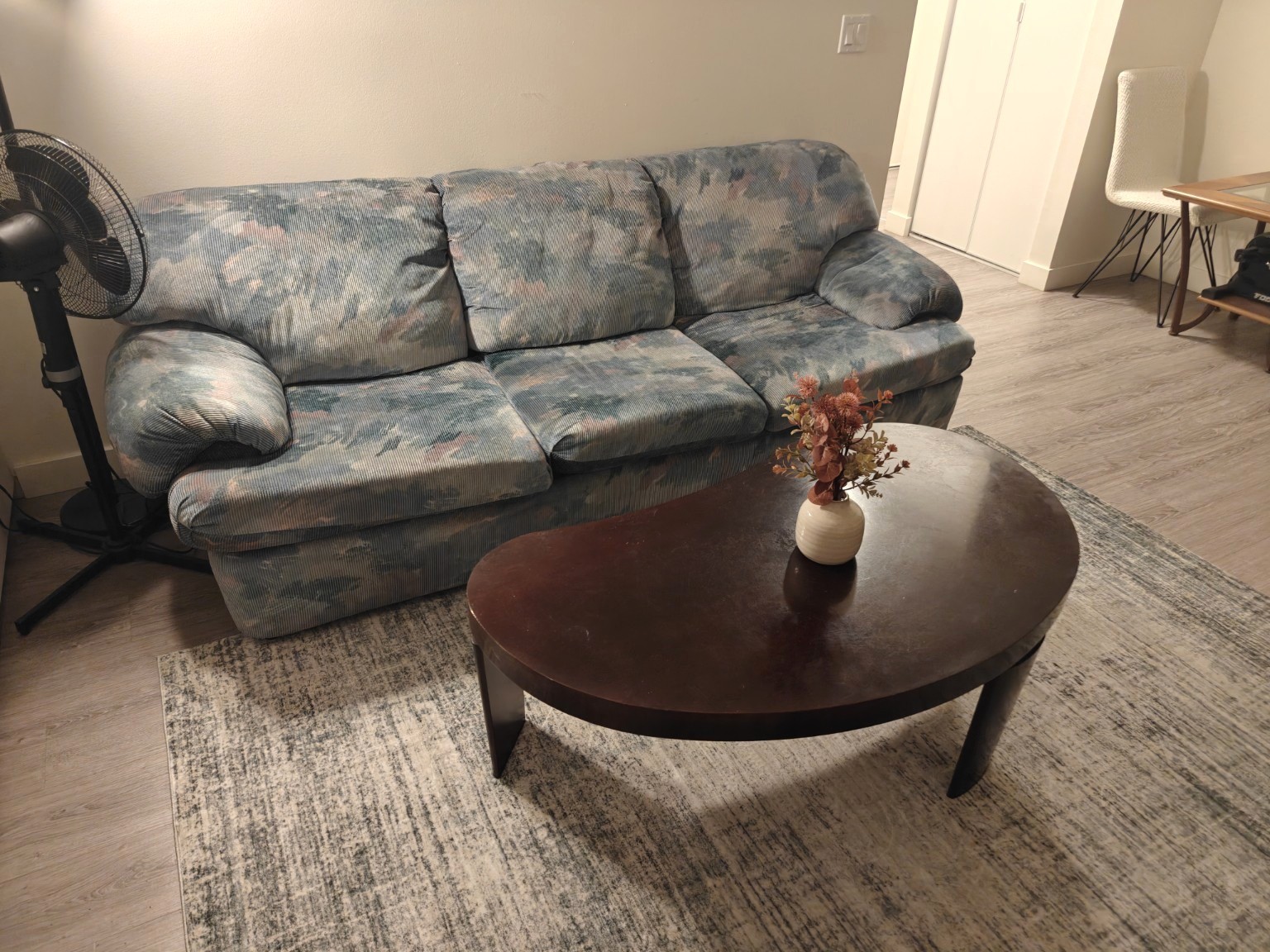 Large Oval Coffee Table – $35 - photo 2