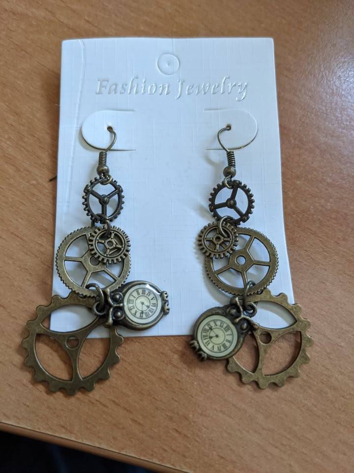 ear rings with clock gears, fashion Jewelry