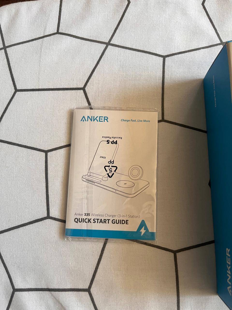 Anker 335 Wireless Charger (3-in-1 Station) - photo 4