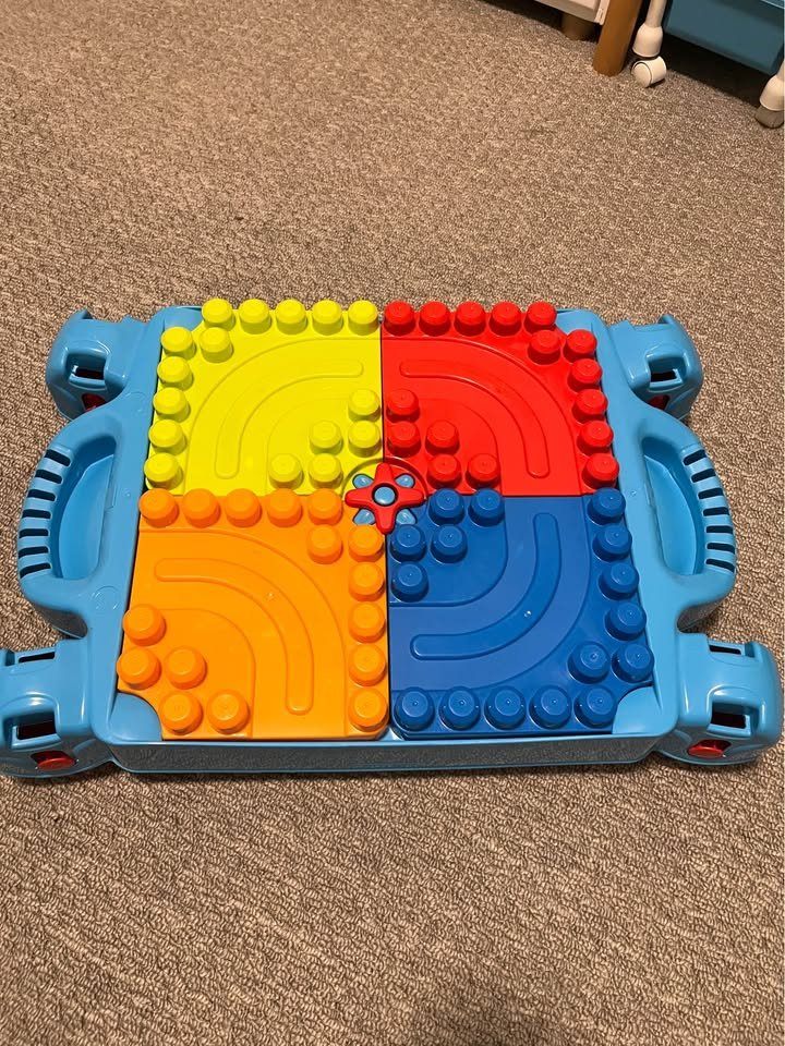 Mega Bloks Build 'n Learn Table with 40 mega blocks - photo 2