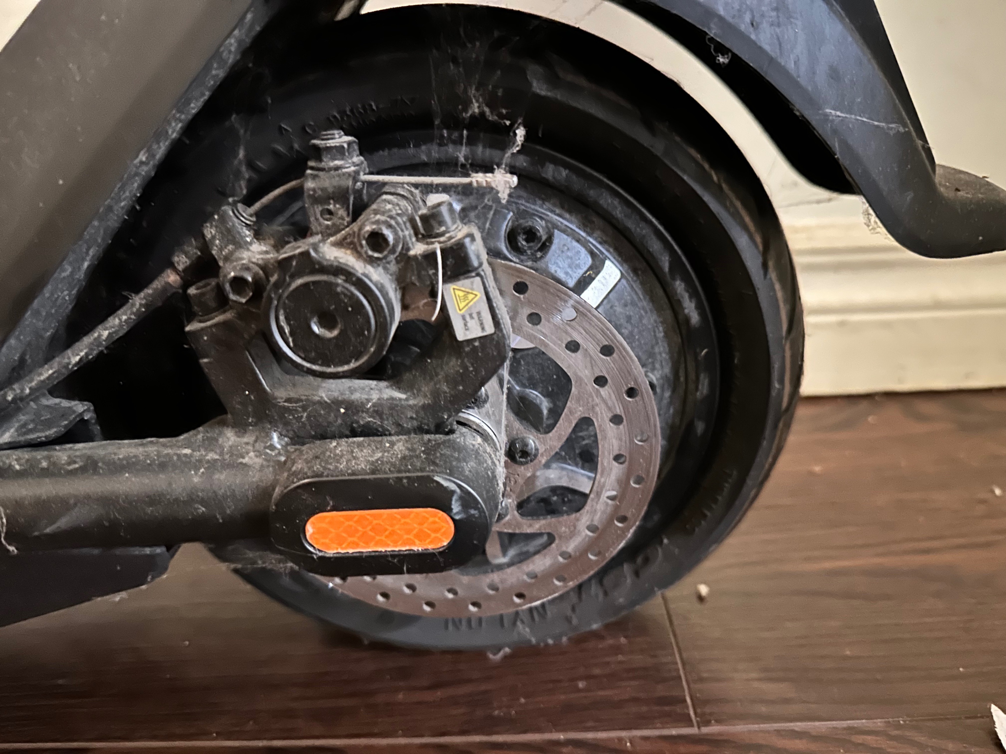 NIU KQi3 Pro Electric Scooter, Black - photo 4