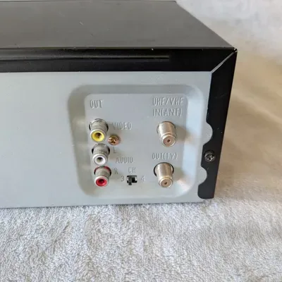 Durabrand DBV4403 VHS VCR 4 Head Hi-Fi Stereo Tested Working - photo 2