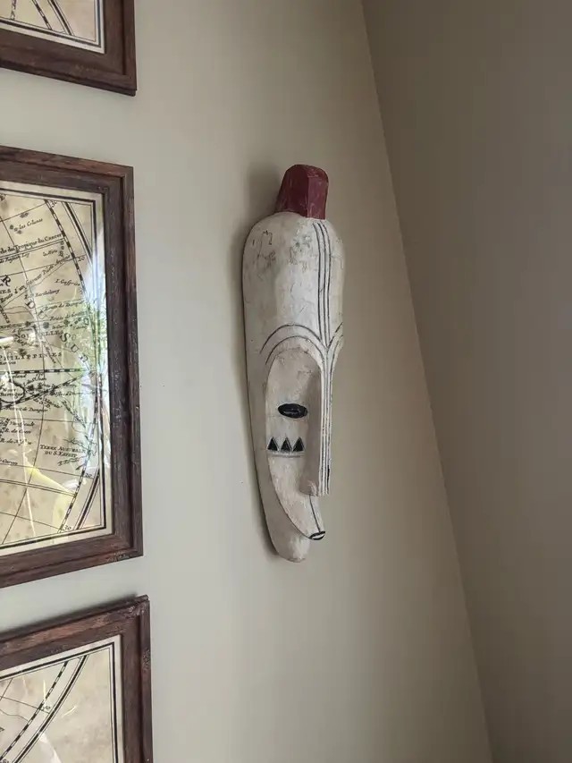 Wall Mask — Hand-Carved Tribal Wood, Fang Ngil Style