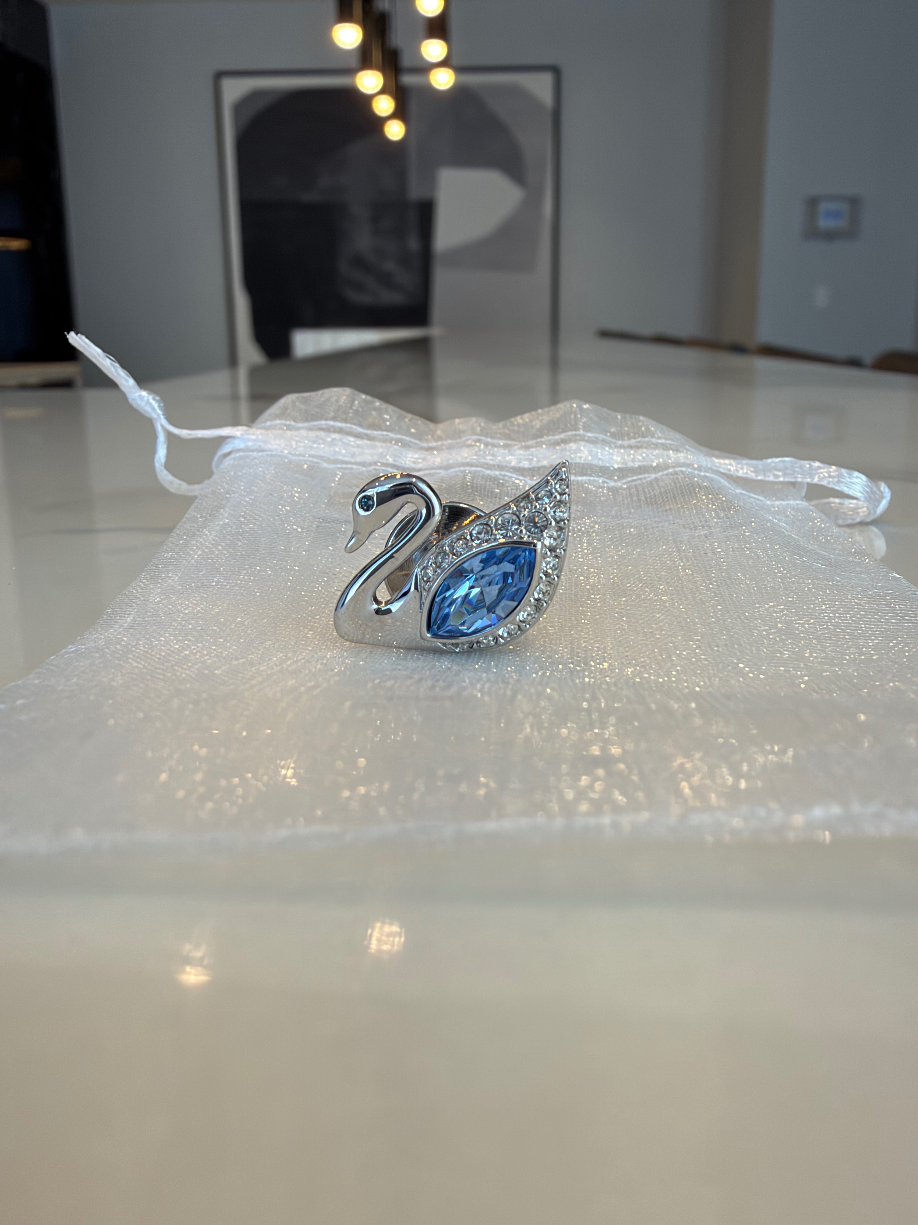 Swarovski SCS 2002 Magic of Dance Blue Swan Pin - photo 4