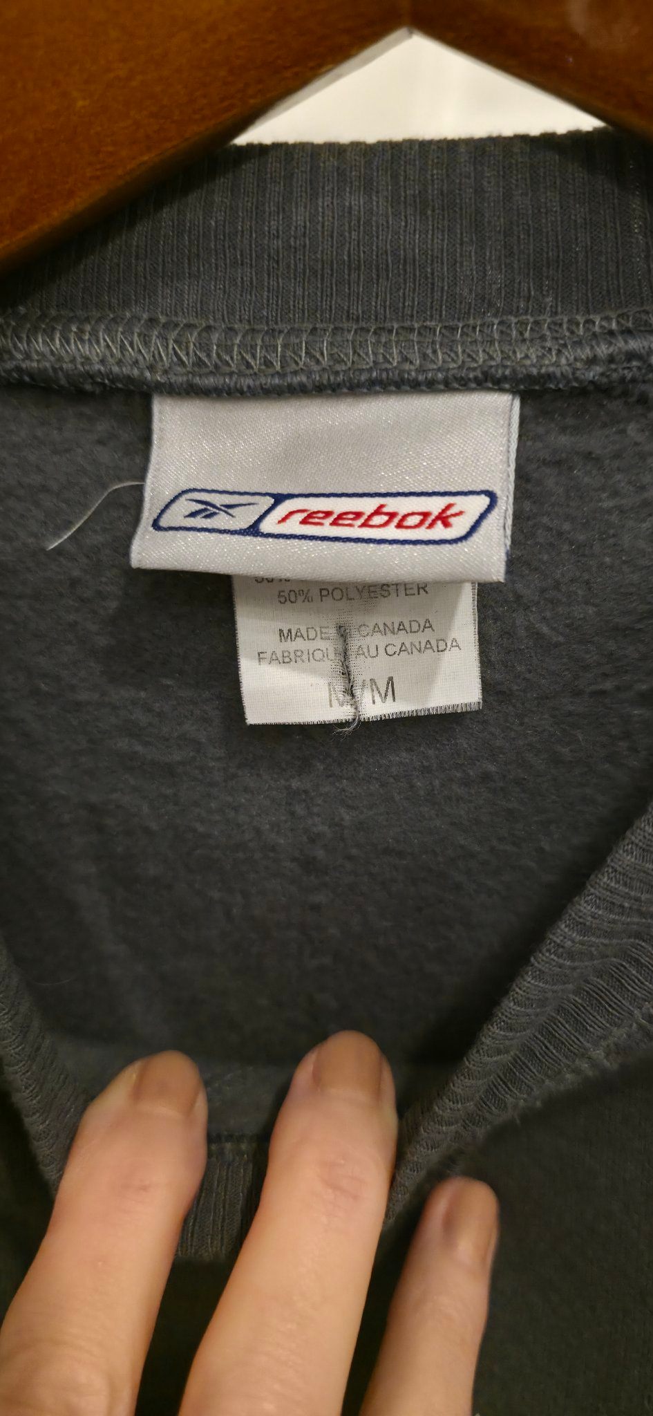 Kids Reebok grey crewneck sweatshirt size M - photo 3