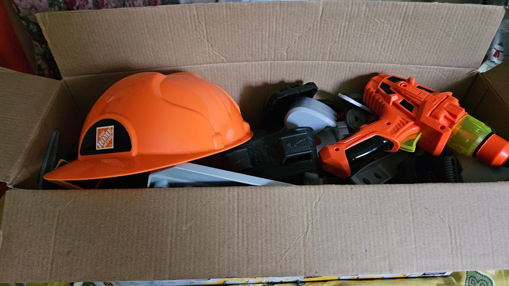CAT Excavator Tool Truck 4in1 Set (96 Pieces) - photo 3