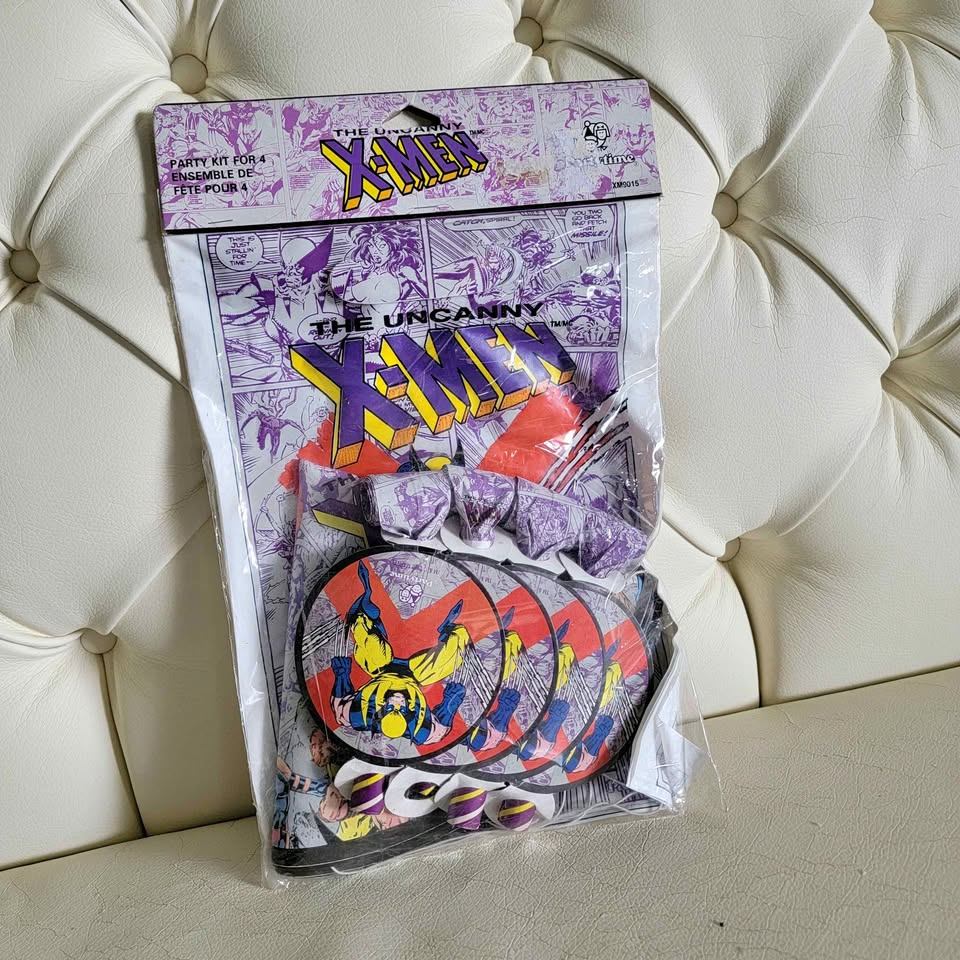 Vintagec1992 Marvwl X-men party favors for 4  hats blowouts bags