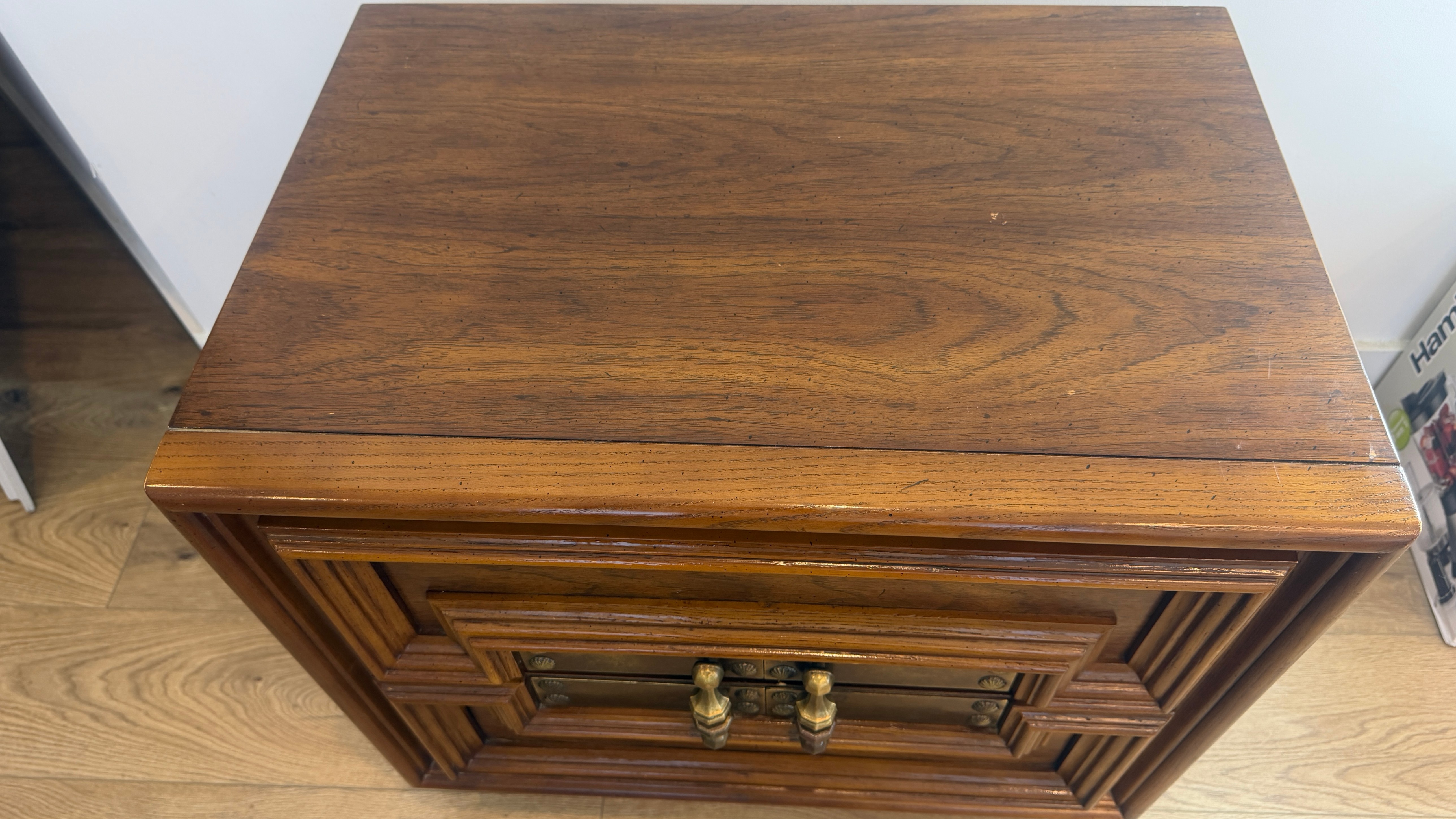 Nightstand / Bedside Table / End Table - photo 2