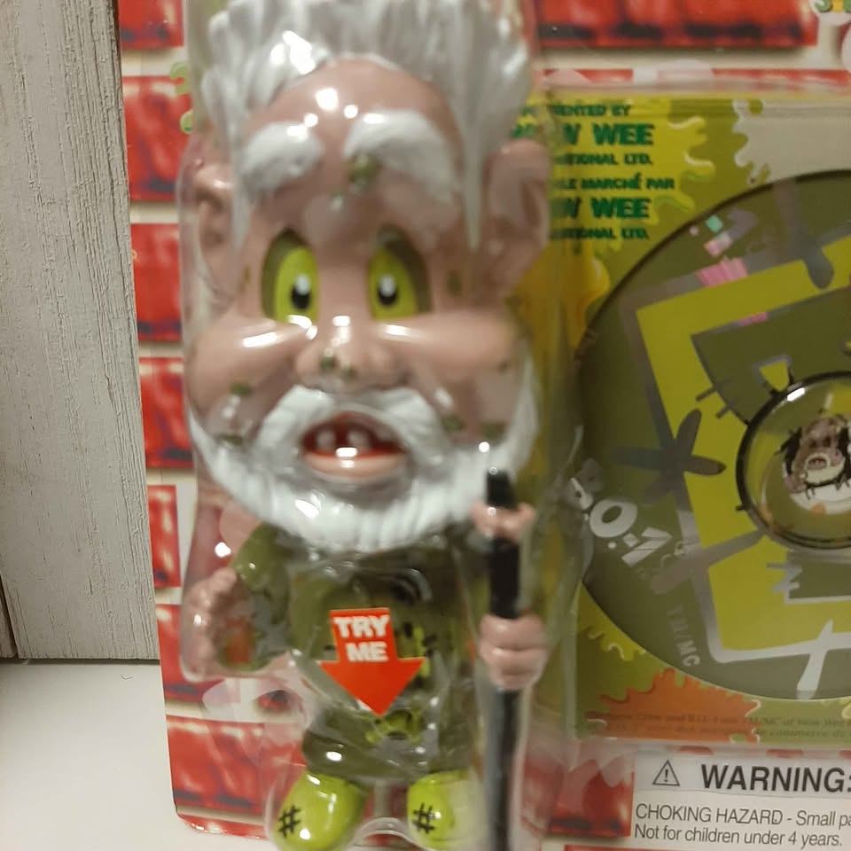 Rare The Spew Crew B.O-1 Action figure and CD by wow wee 1997 - photo 2