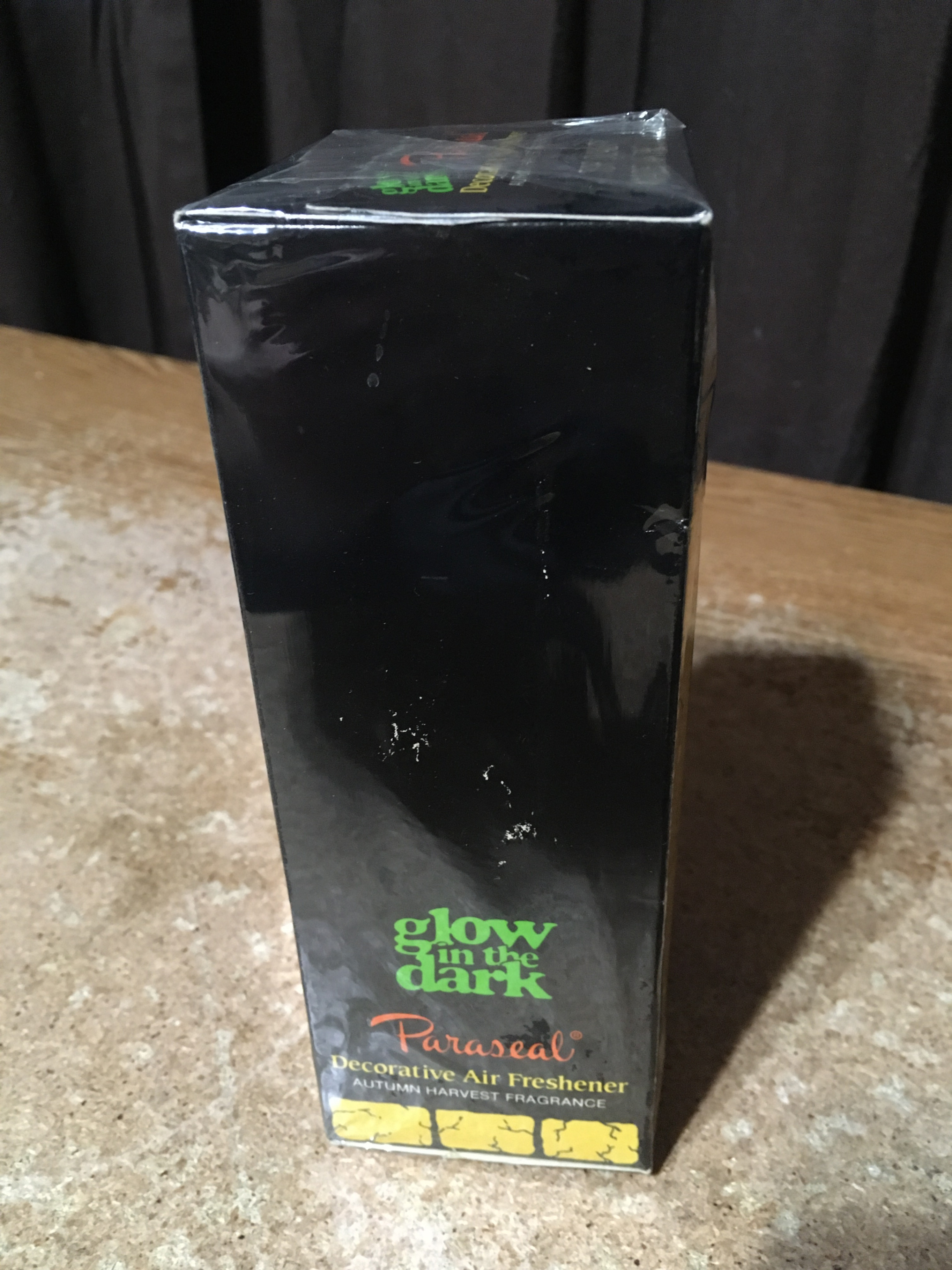 HALLOWEEN DRACULA VAMPIRE PARASEAL GLOW IN THE DARK AIR FRESHENE - photo 5