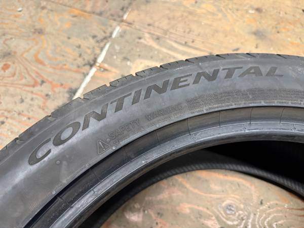 1 X single 245/45/20 Continental Tru contact Tour 54 with 85% - photo 5