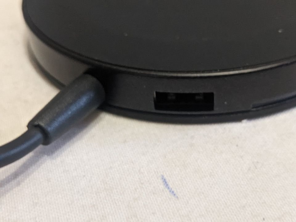 Ubio Labs Aspect 15W Wireless Charging pad, fast charger - photo 3