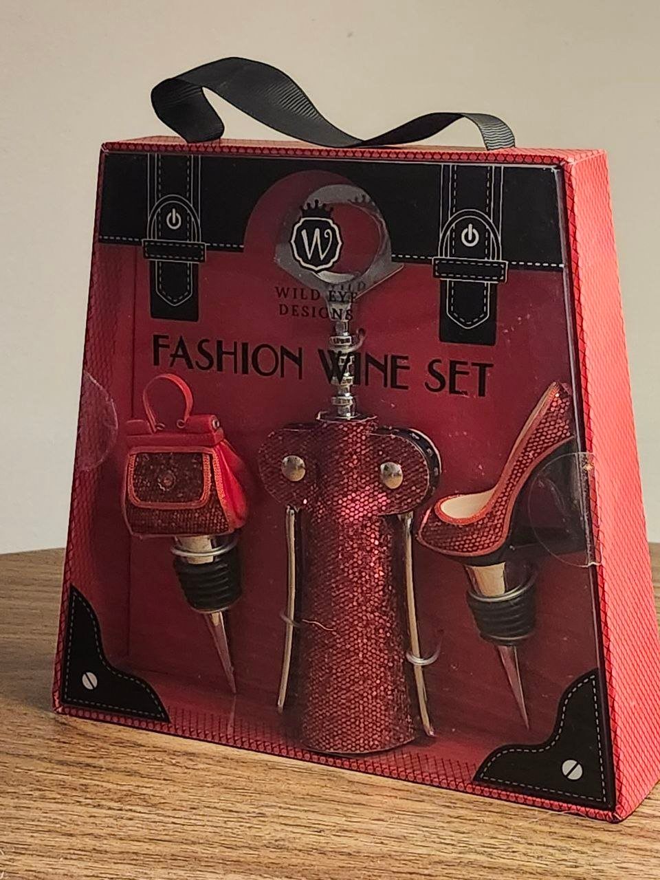 Wild Eye Designs Fashion Wine Set – New in Box - photo 2