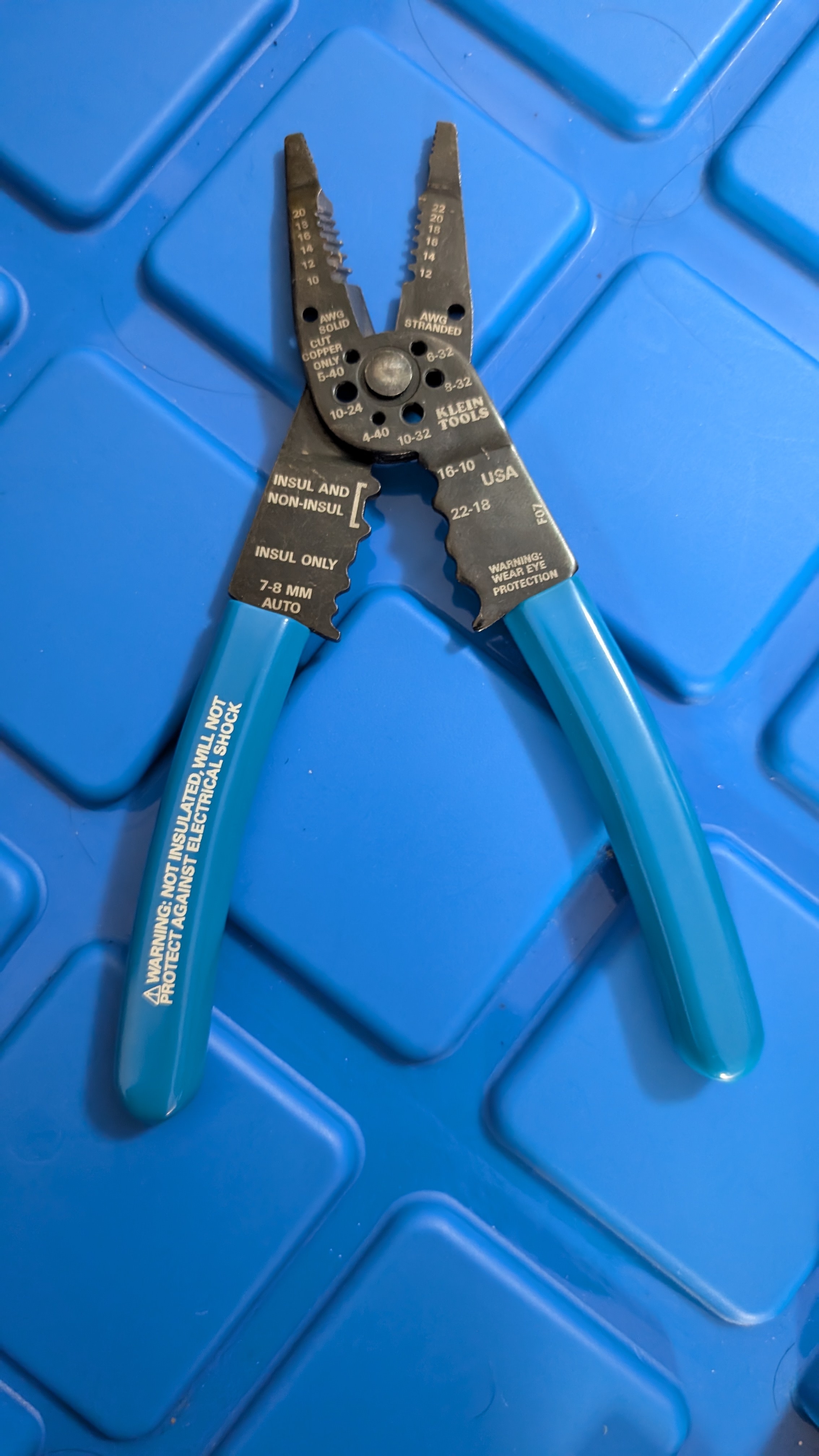 Klein Tools 1010 Long Nose Multi Tool Wire Stripper/Cutters