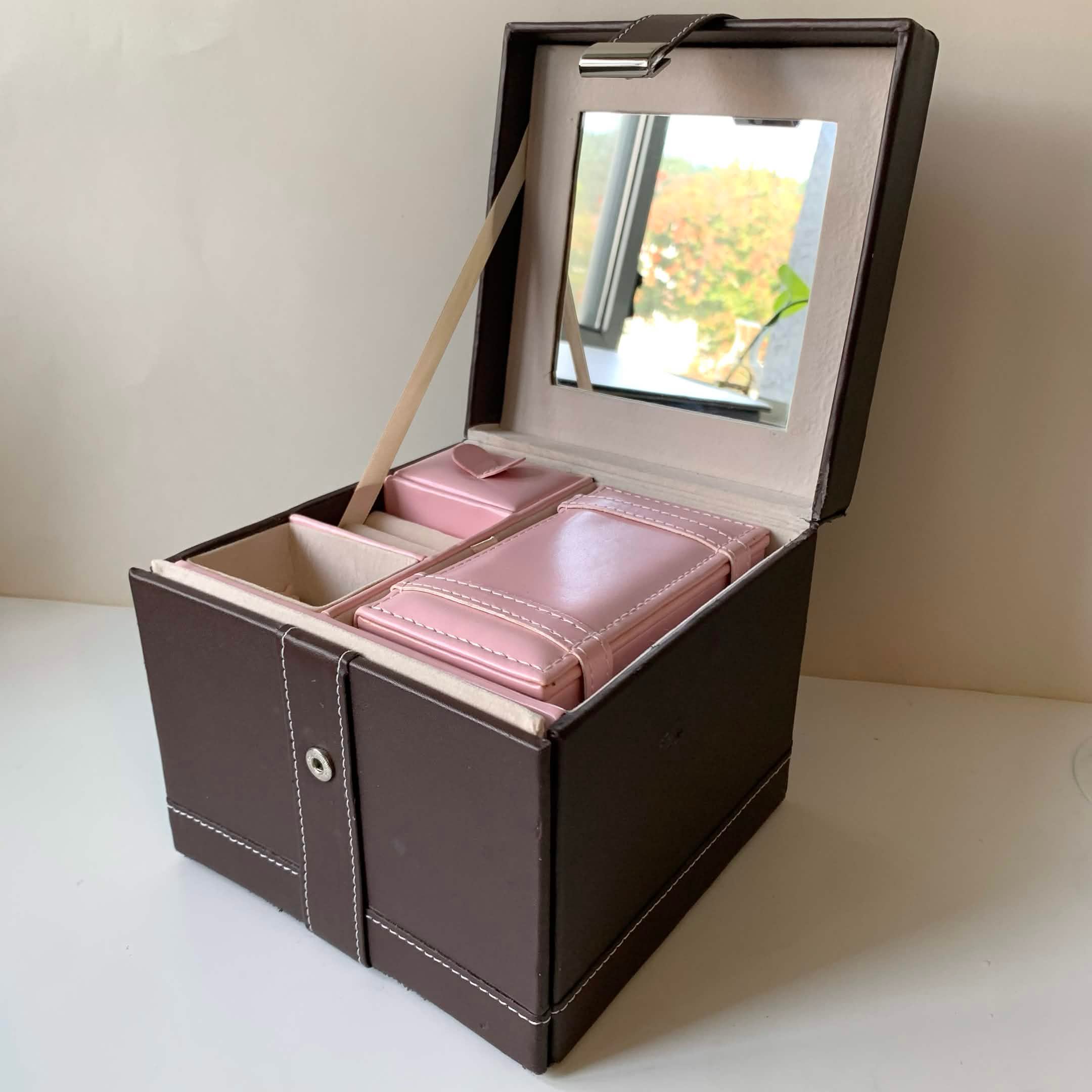 3-Tier Jewelry Box