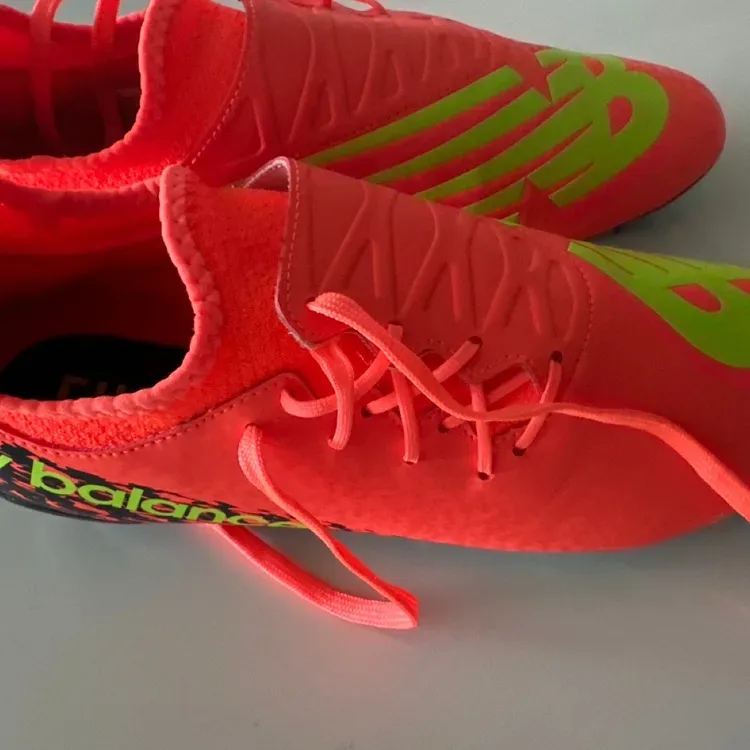 New Balance Furon v7 dispatch FG Firm grounding Soccer Cleats