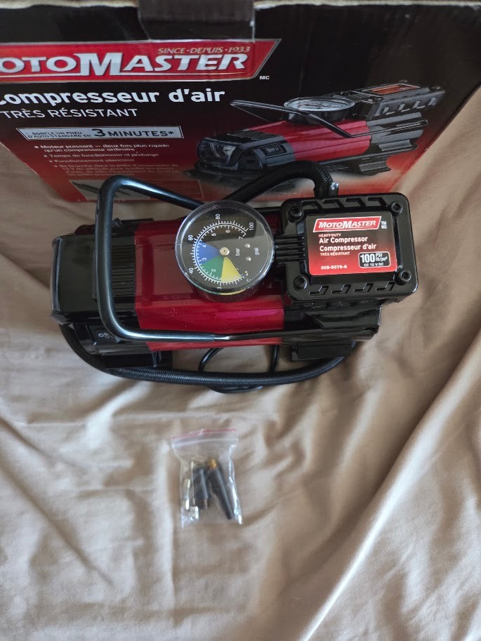 MotoMaster Heavy-Duty 12V Air Compressor - photo 3