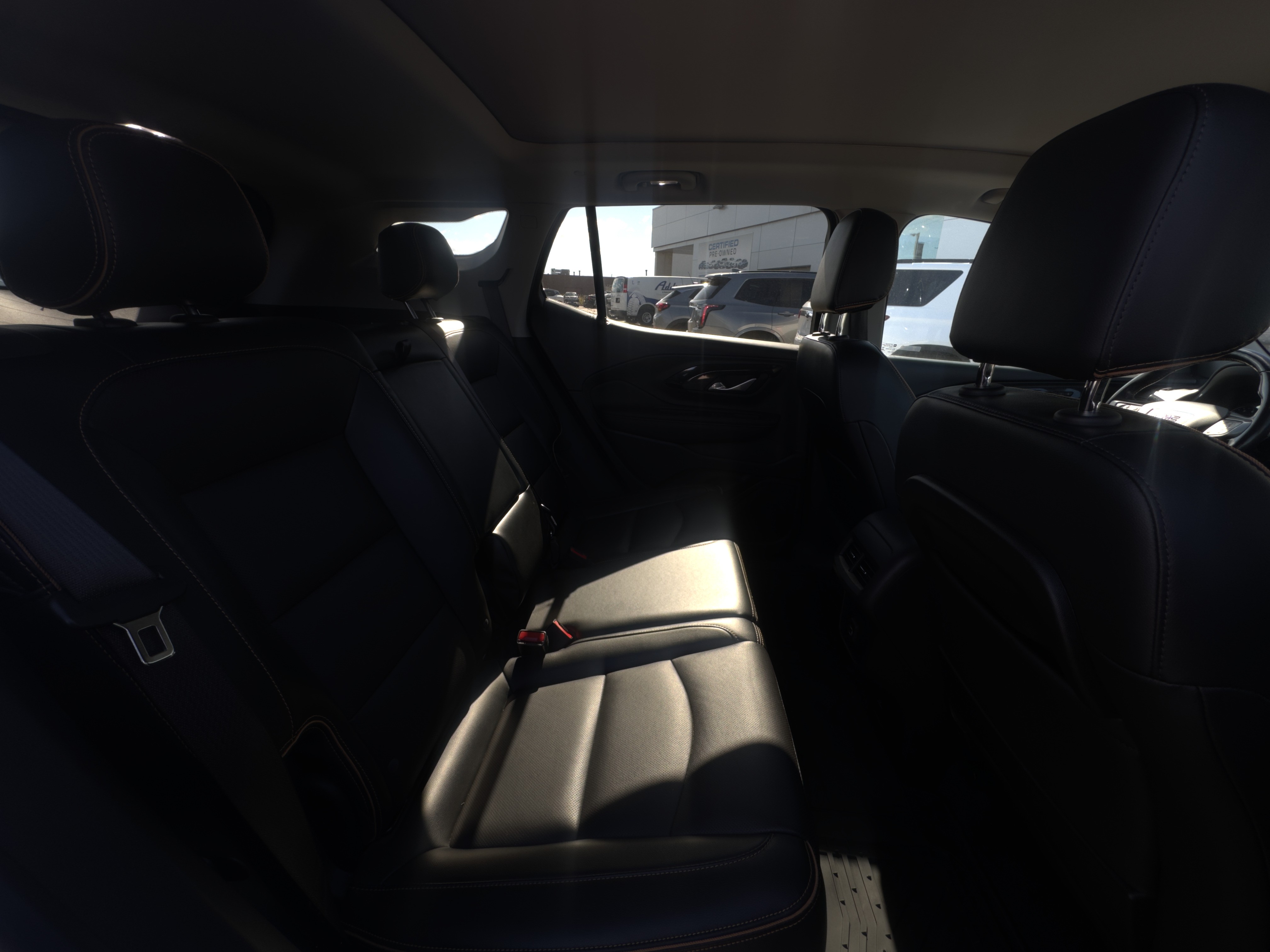 USED 2022 GMC TERRAIN AT4 - photo 3