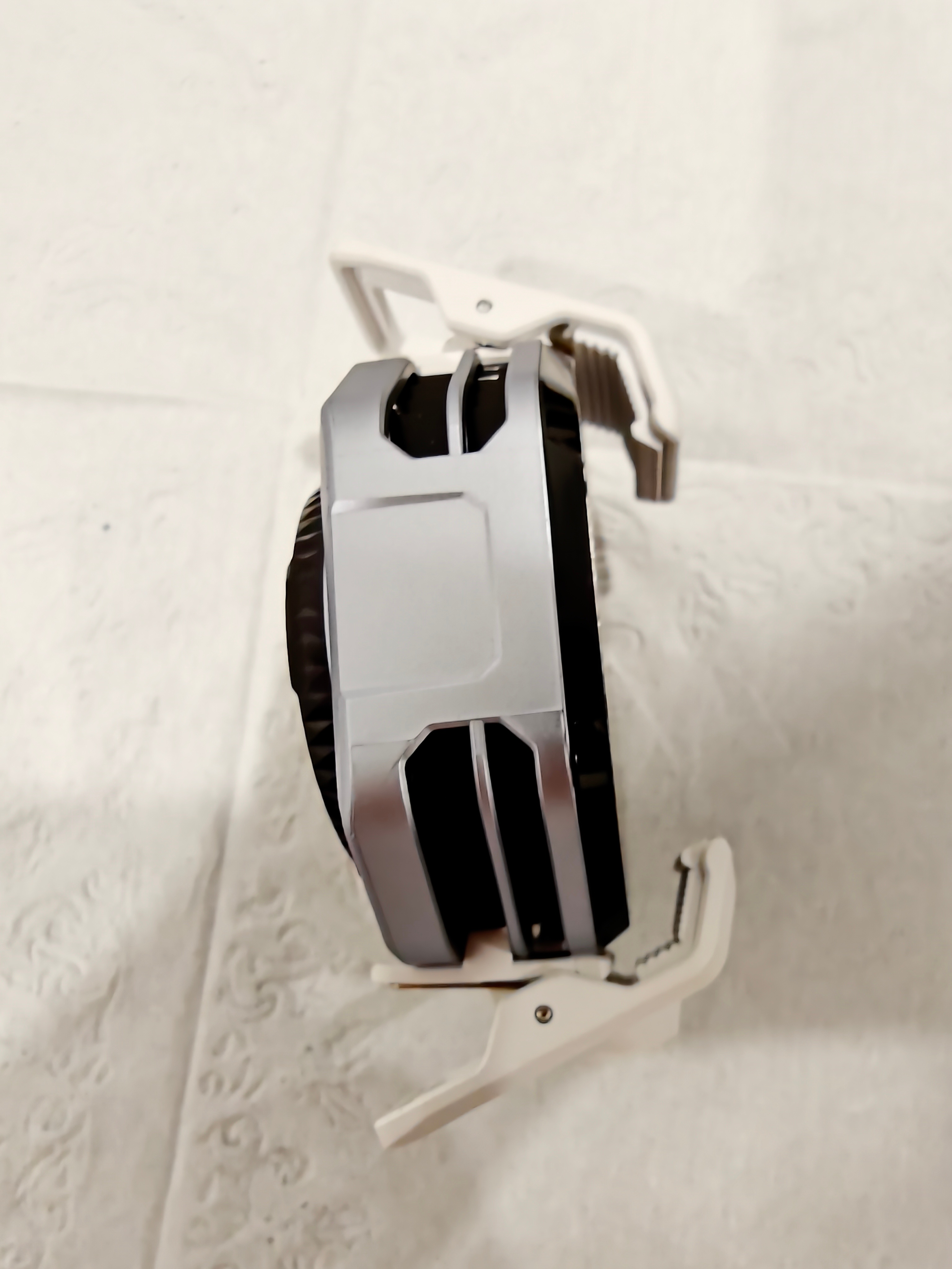 Kirin 03 / TH28 Pro V2 Phone Cooler with RGB & Cable - photo 3