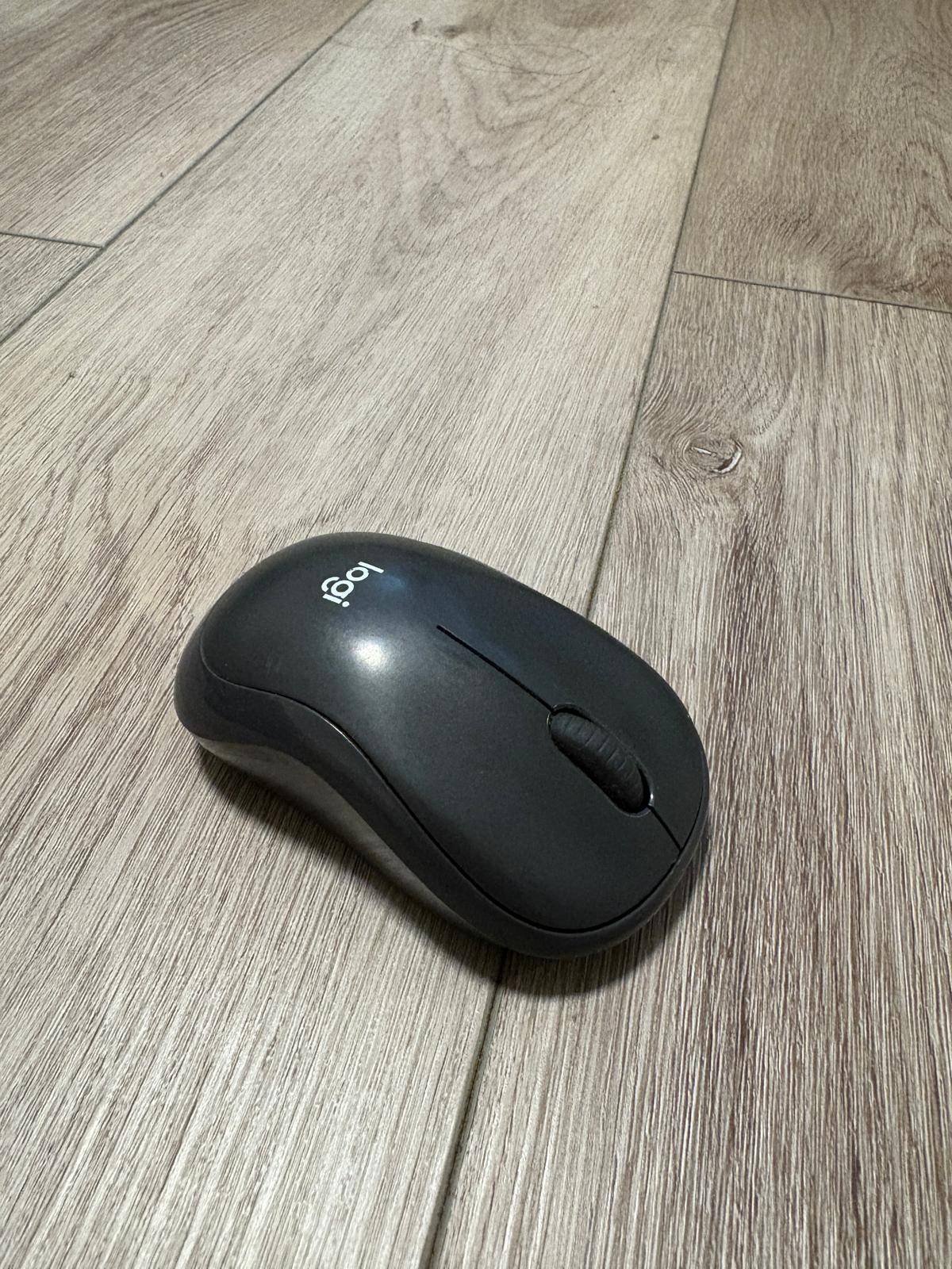Logitech SilentTouch Wireless Keyboard & Mouse Combo - photo 4