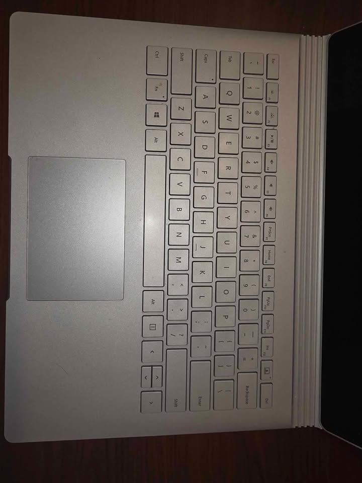 Microsoft Surface Book - photo 3
