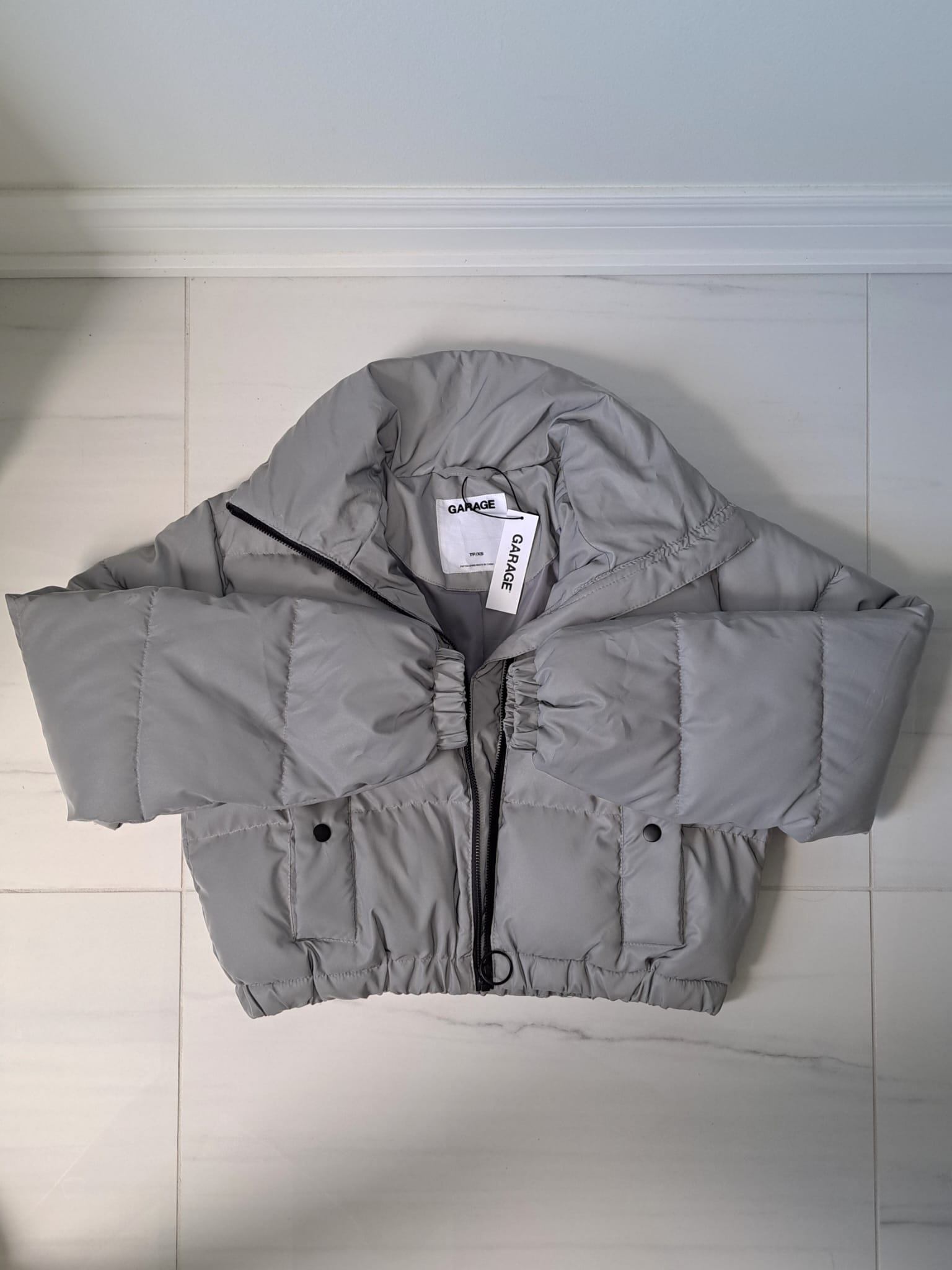 🩶 Garage BNWT Grey Cropped Puffer Jacket Y2K Style - photo 4