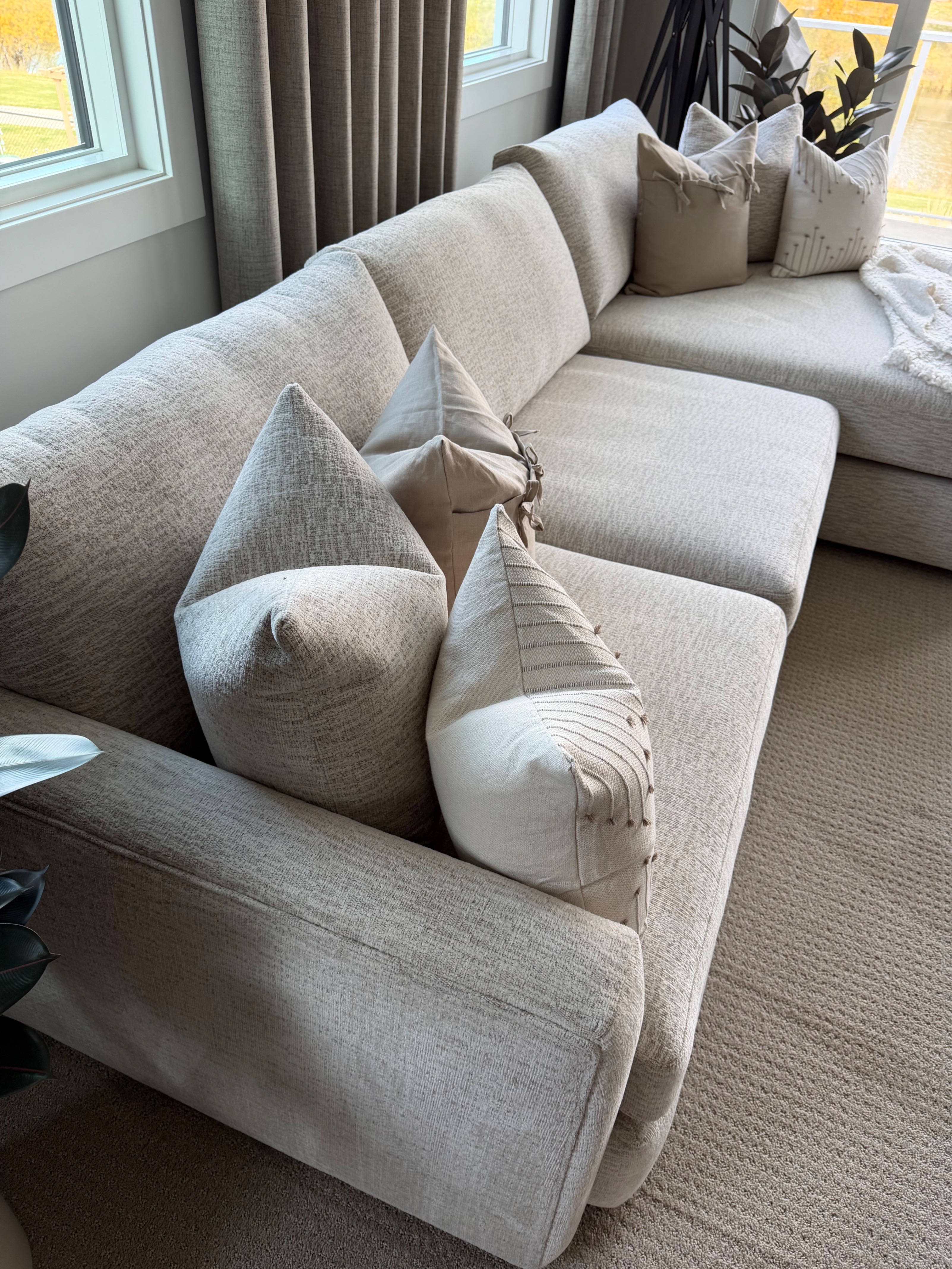 Sectional Sofa - photo 4