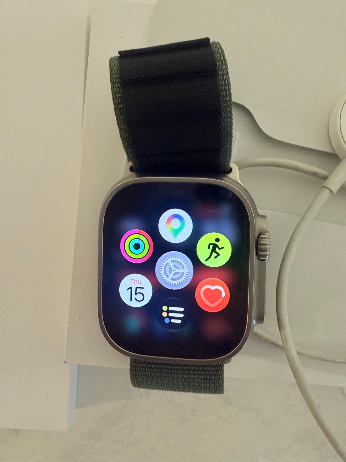 Apple Watch Ultra 2, 49mm Titanium — GPS + Cellular - photo 2