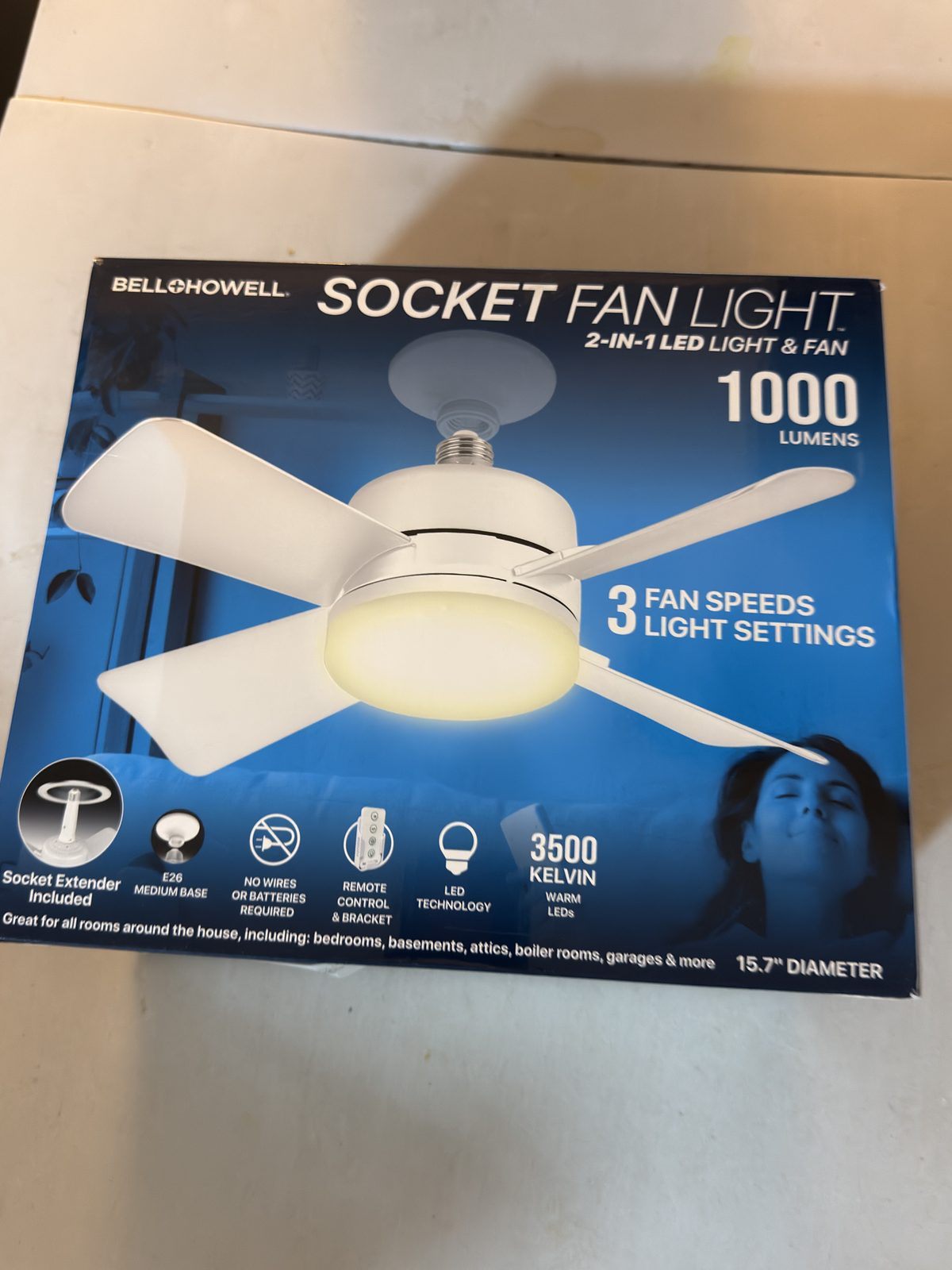Bell + Howell Socket Fanlight 2 in 1 LED light & fan - photo 3