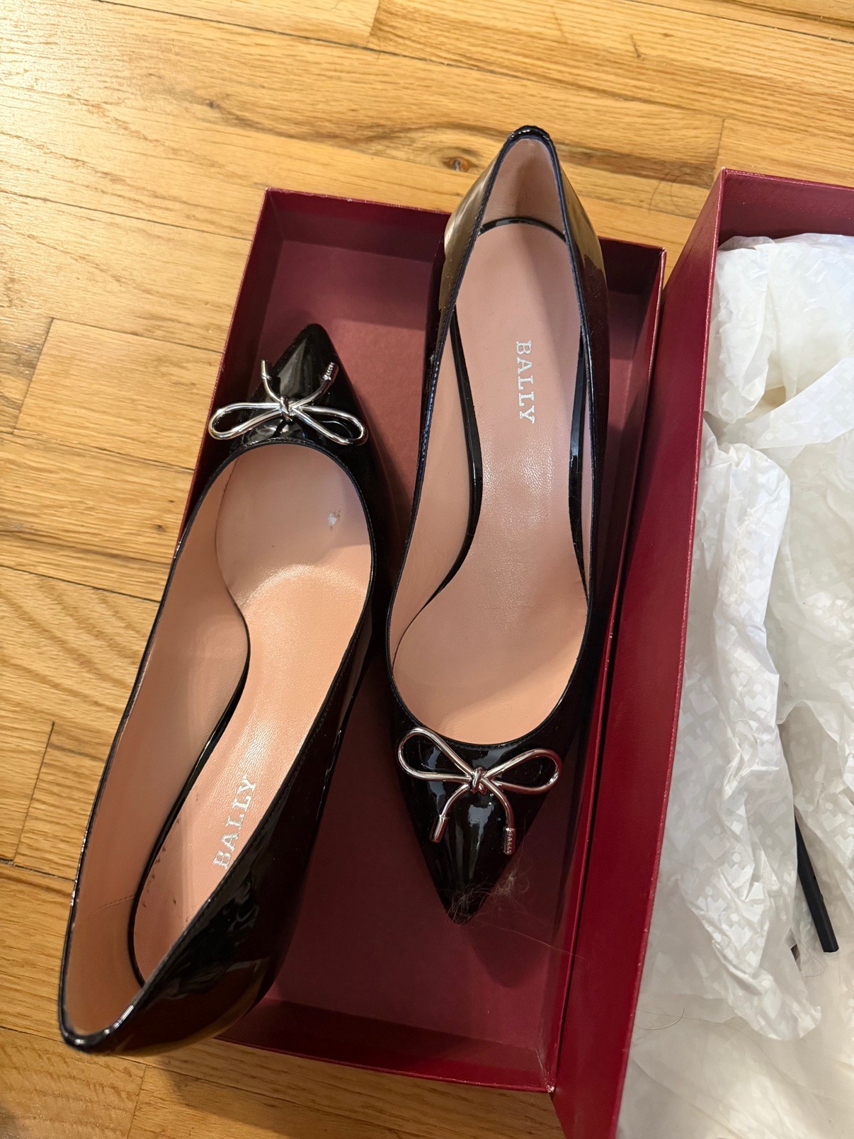 Bally Black Patent Leather Bow Pumps IT 39