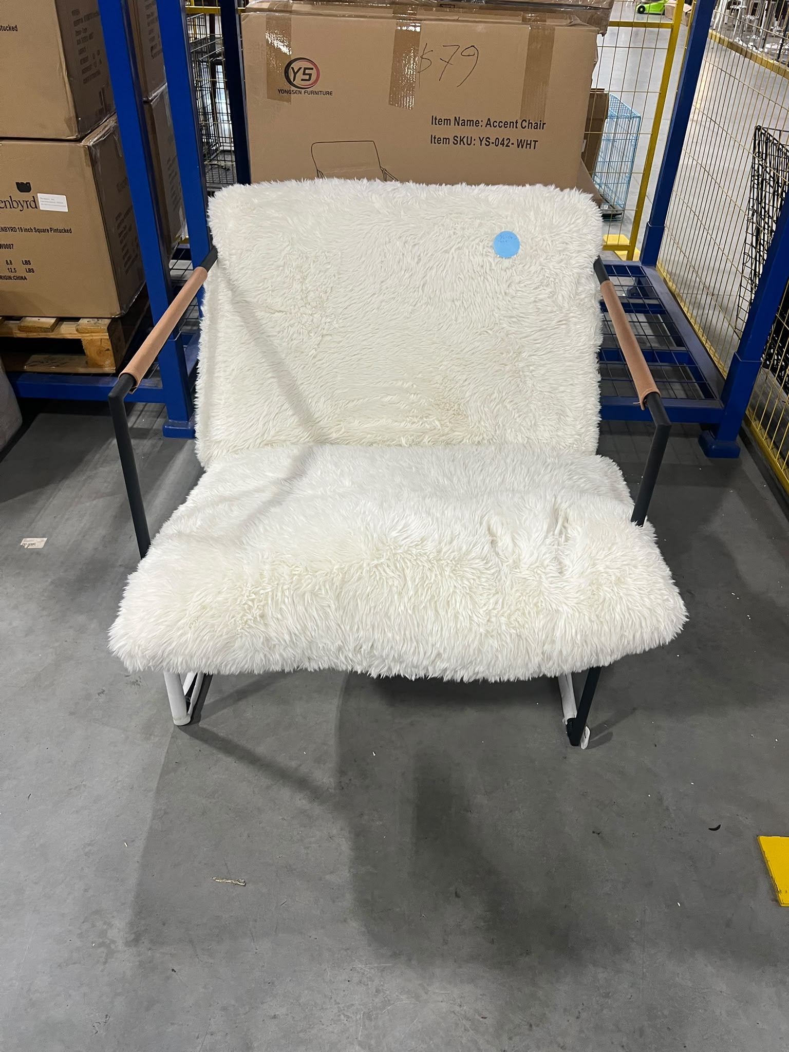 Accent Chair $79 🪑 Brand New – White Faux Fur, Metal Frame - photo 2