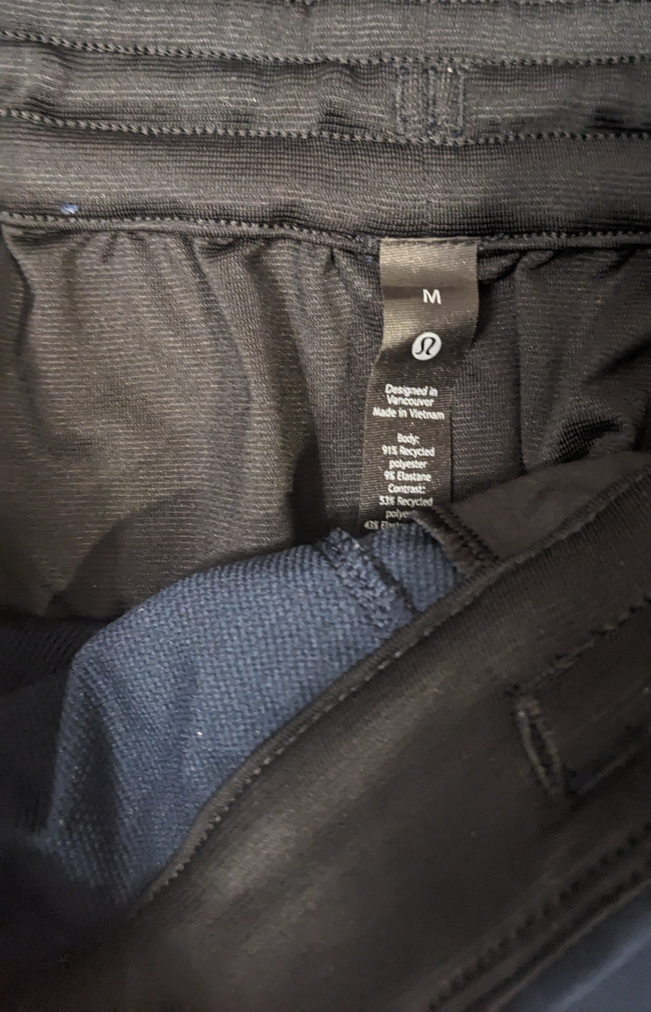 Lululemon Men's Joggers, Size Medium - photo 3
